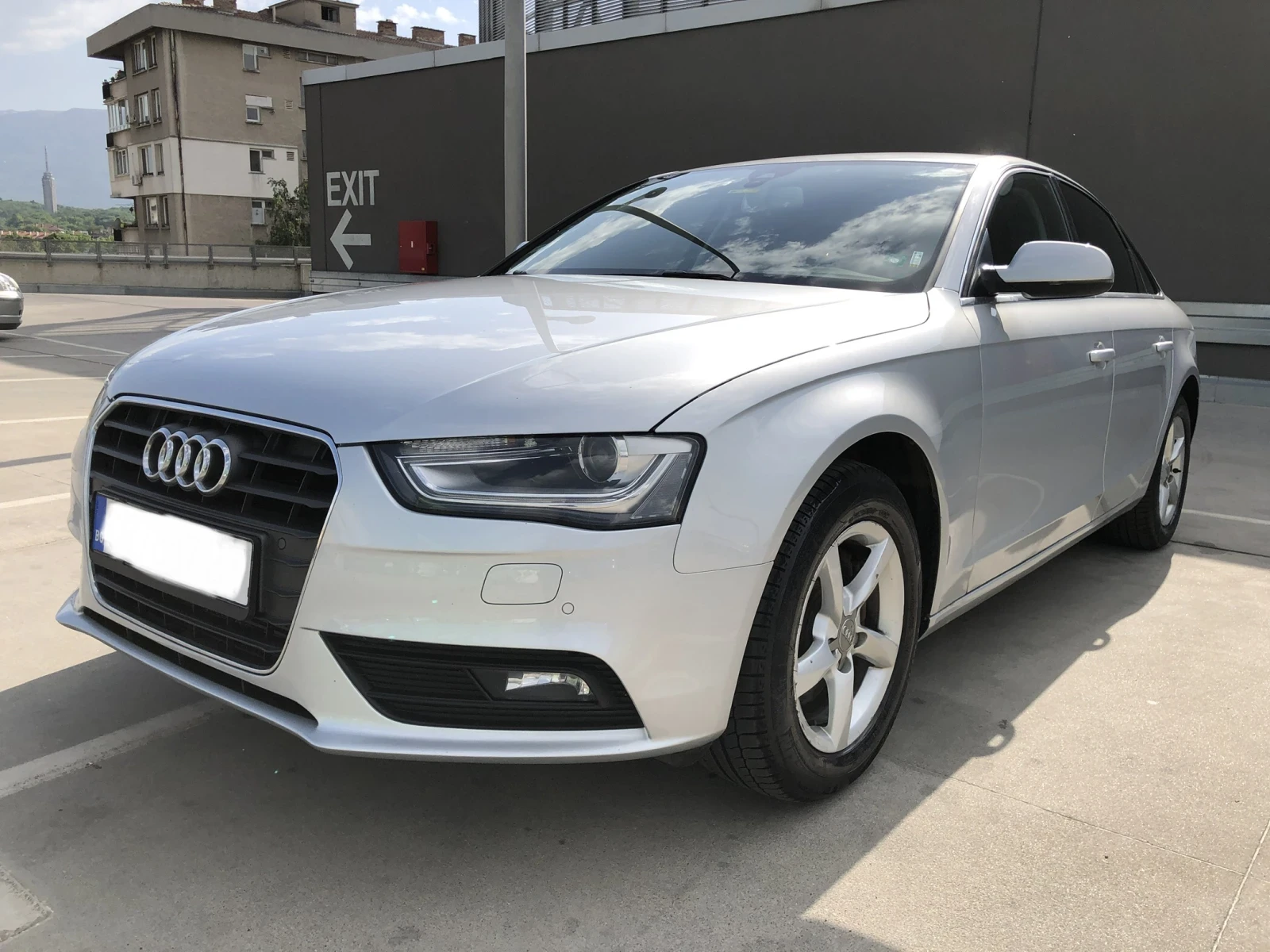 Audi A4 2.0 TDI  - изображение 2