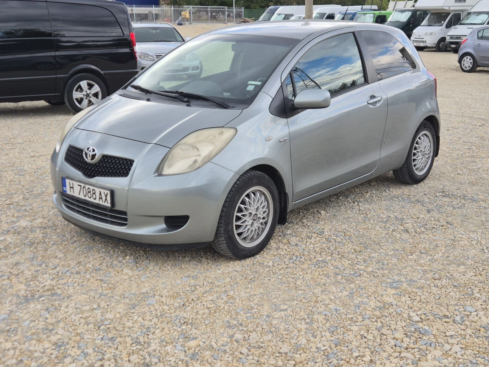 Toyota Yaris 1.4 D4D AUTOMAT  - изображение 3