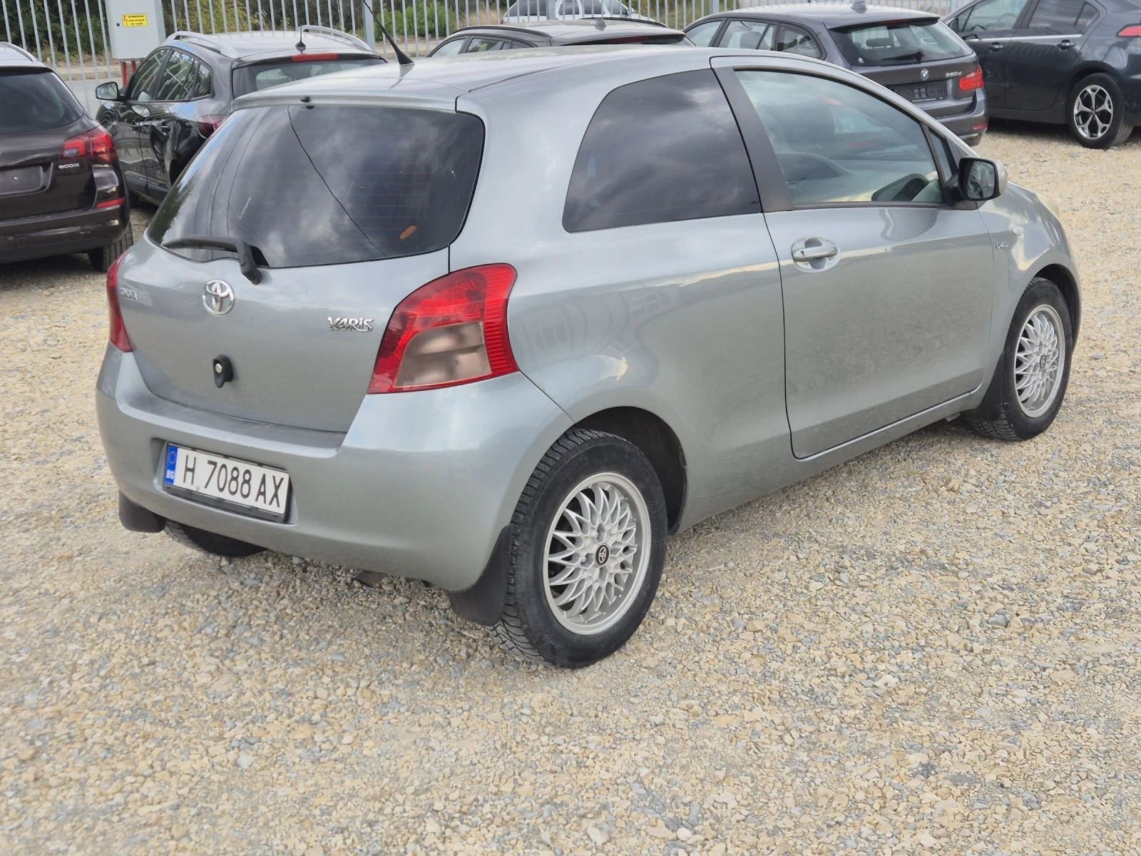 Toyota Yaris 1.4 D4D AUTOMAT  - изображение 7