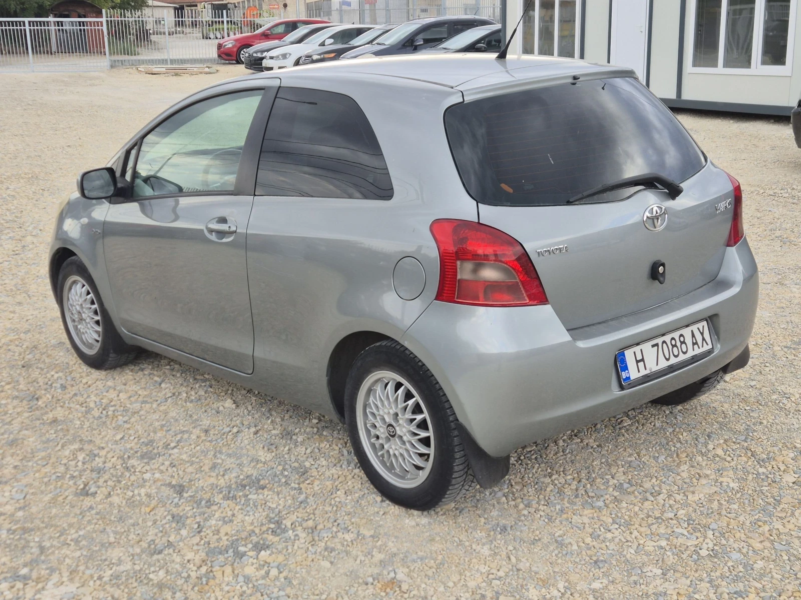 Toyota Yaris 1.4 D4D AUTOMAT  - изображение 2