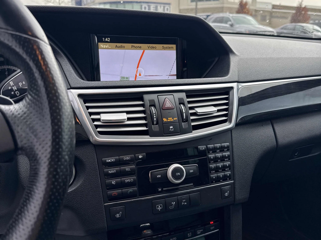 Mercedes-Benz E 350 CARFAX* АВТОФИНАНСИРАНЕ* БЕЗ ПЪРВОНАЧАЛНА ВНОСКА*  - изображение 9