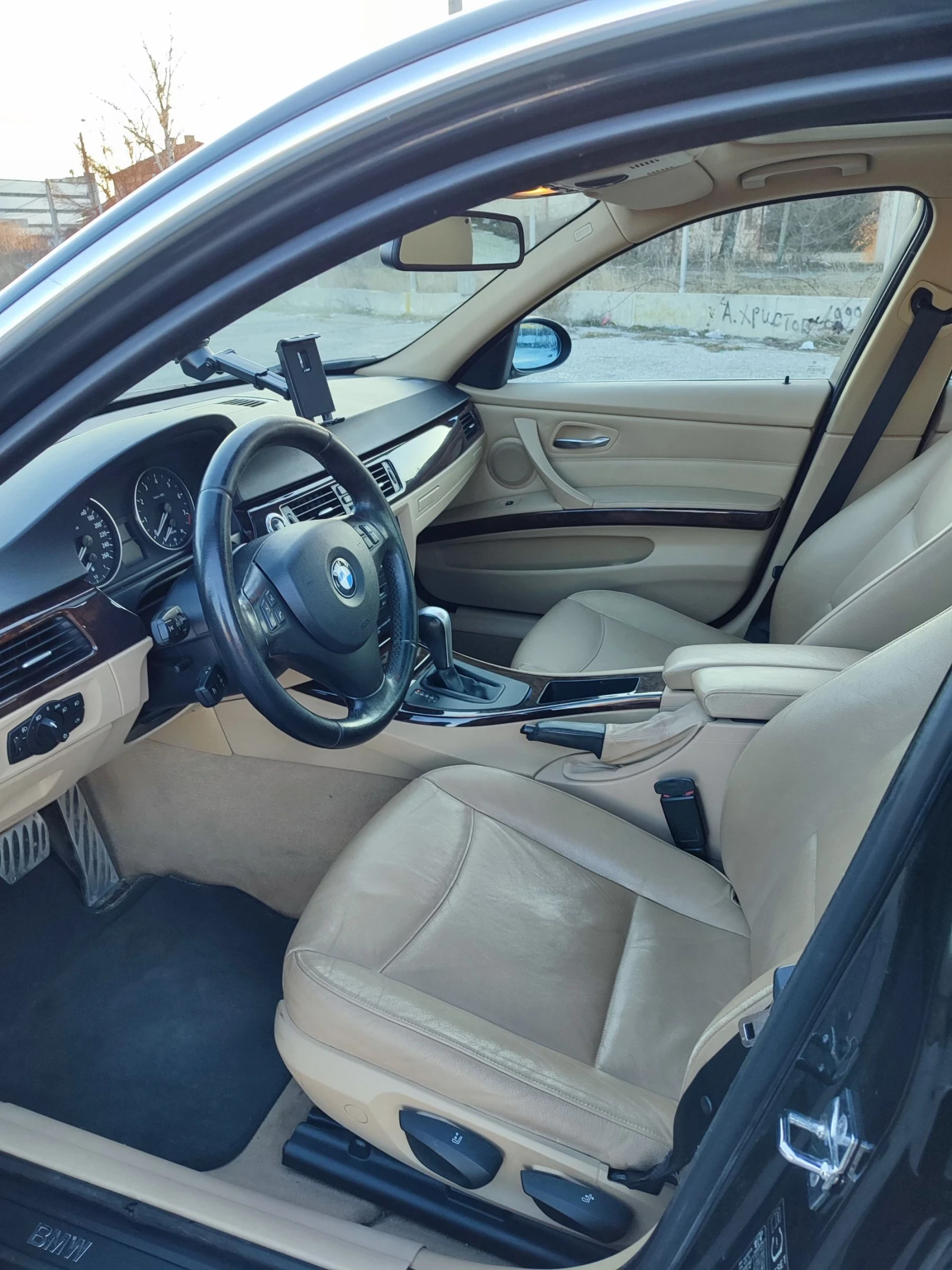 BMW 325 Xi - изображение 7