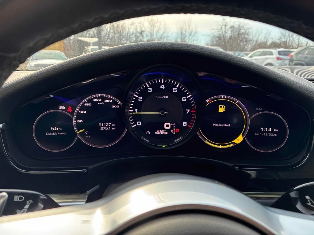 Porsche Panamera 2018 * 4 * CARFAX * ОТ ПРЕДСТАВИТЕЛСТВО - изображение 8