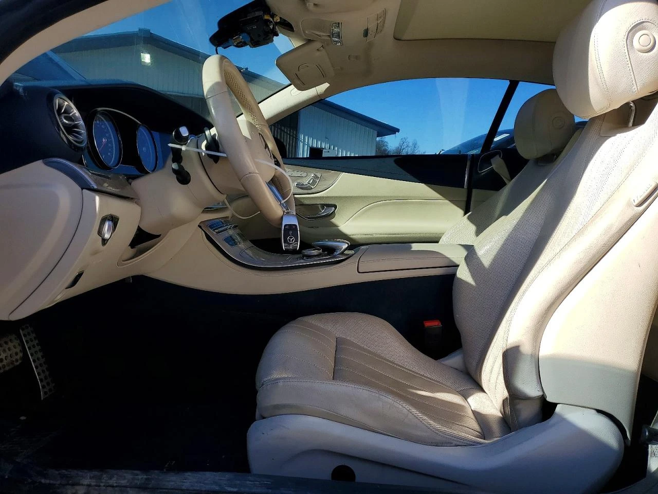 Mercedes-Benz E 450 4MATIC* AMG* DISTRONIC* 360 CAM* ���������* ���� | Mobile.bg � ����������� 8