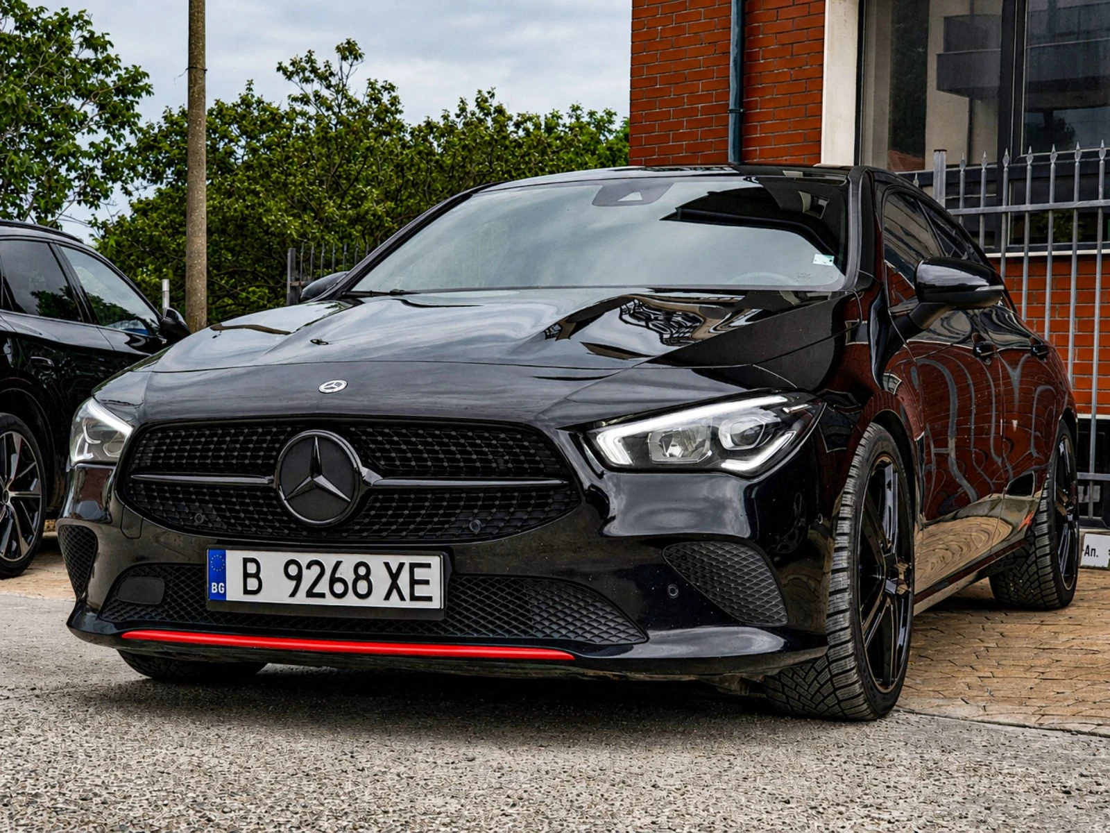 Mercedes-Benz CLA 220 Limited Edition! 8G, Distr, Ambient, Cam, 245hp, снимка 9 - Автомобили и джипове - 54860013