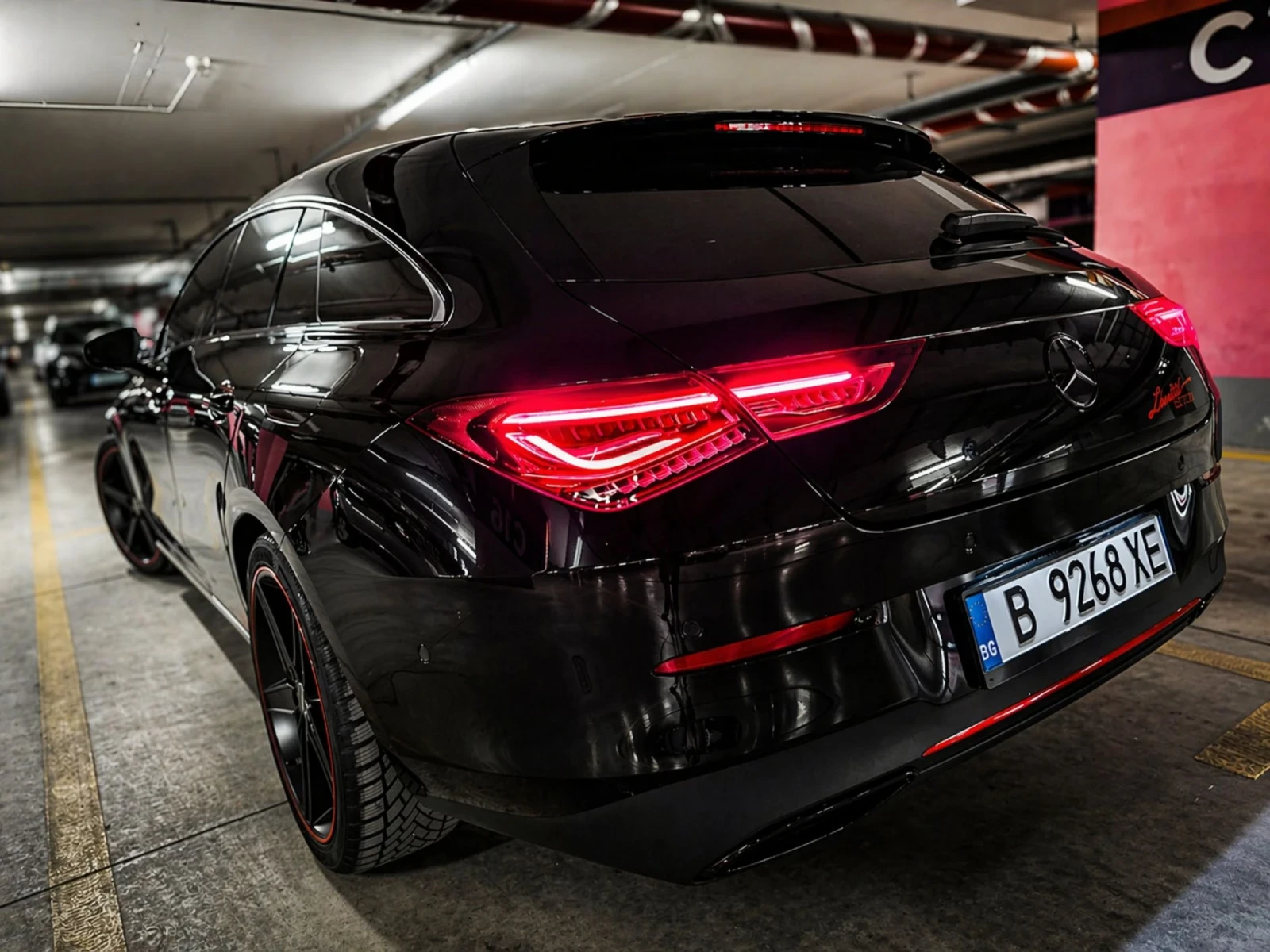 Mercedes-Benz CLA 220 Limited Edition! 8G, Distronic, Ambient, Led, 245h, снимка 4 - Автомобили и джипове - 54144060