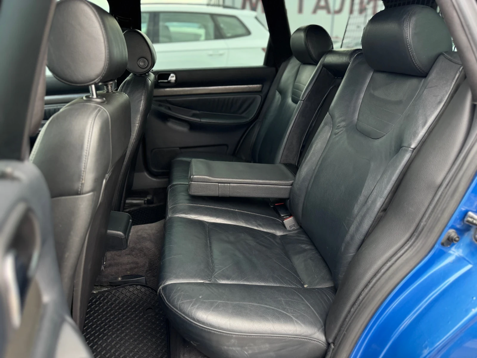 Audi Rs4, снимка 12 - Автомобили и джипове - 54147836