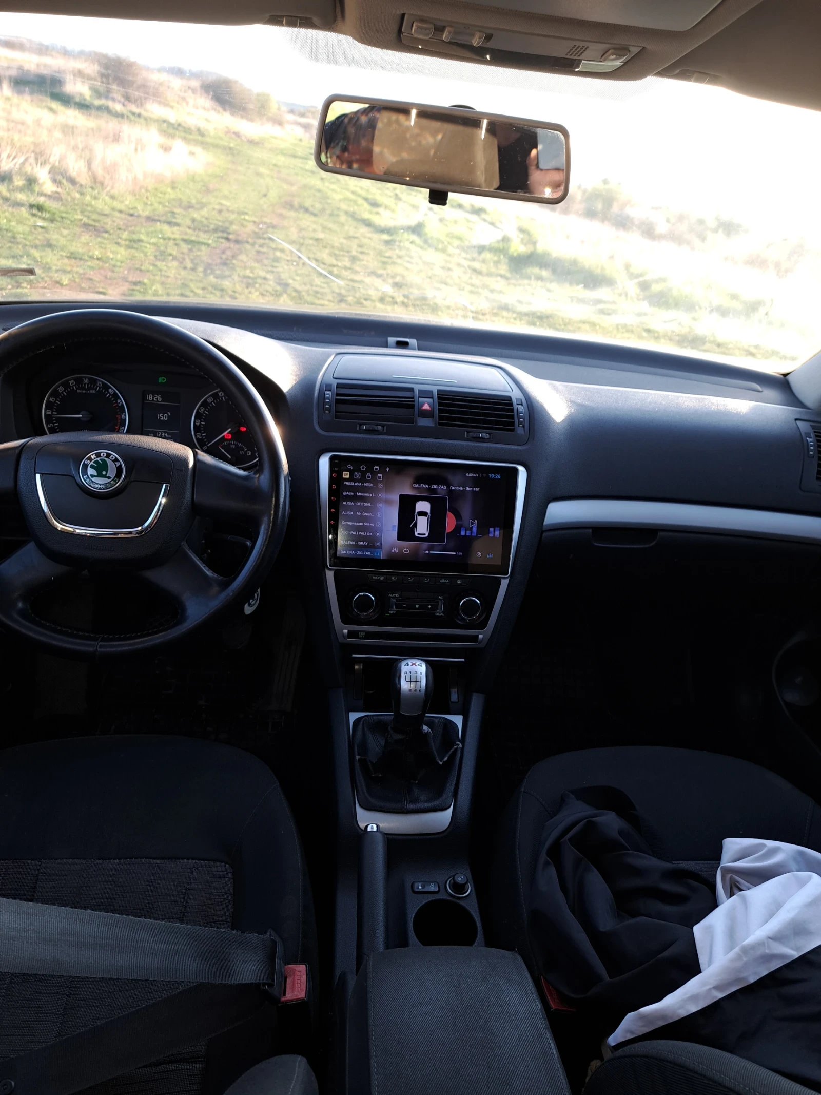 Skoda Octavia, снимка 6 - Автомобили и джипове - 54285649