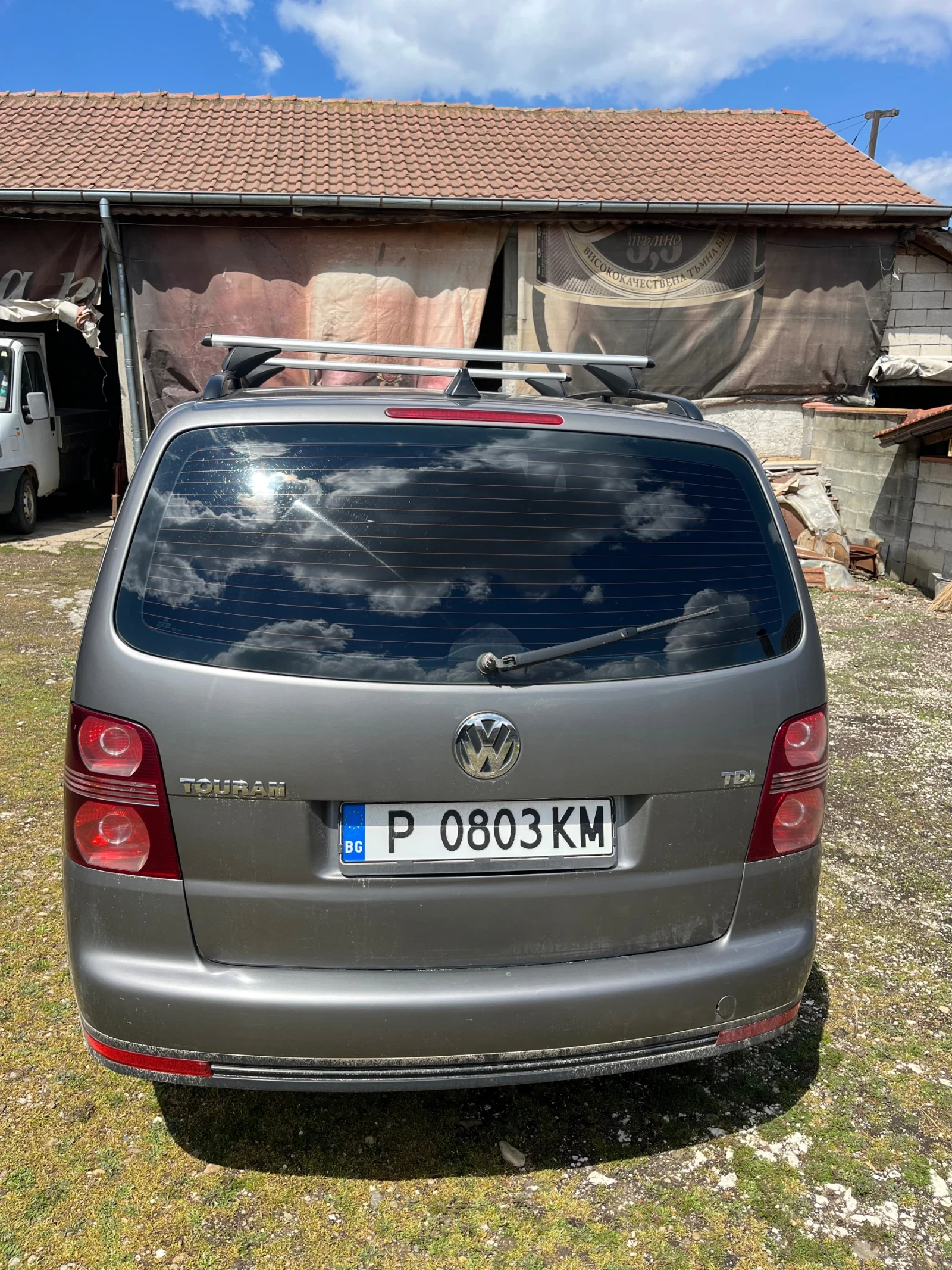 VW Touran 1.9 TDi 105HP  6 Speed, снимка 4 - Автомобили и джипове - 54379033