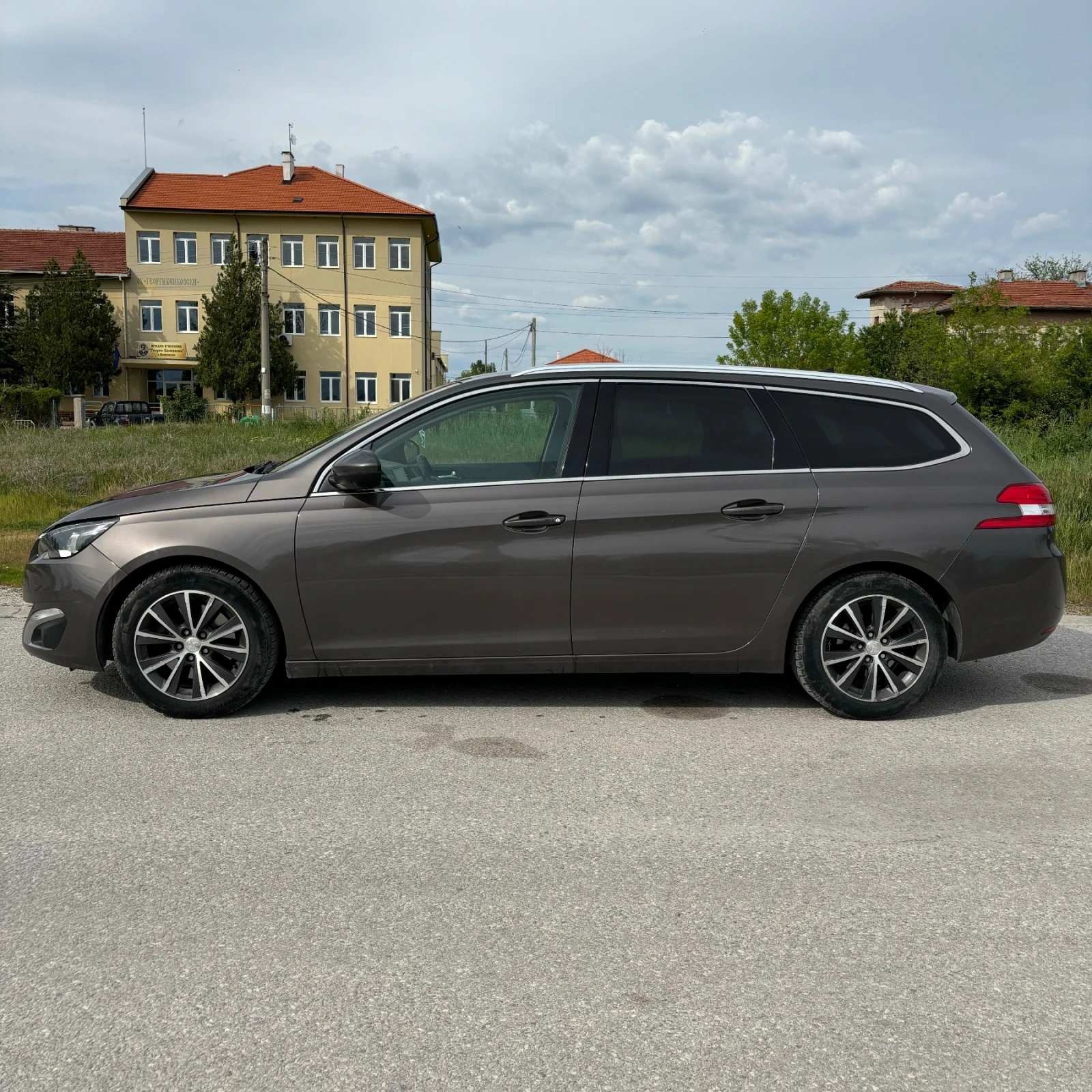Peugeot 308, снимка 2 - Автомобили и джипове - 54413989