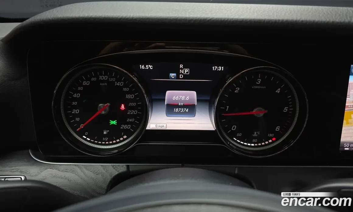 Mercedes-Benz E 220 * ������ * �������� * HEAD-UP | Mobile.bg � ����������� 8