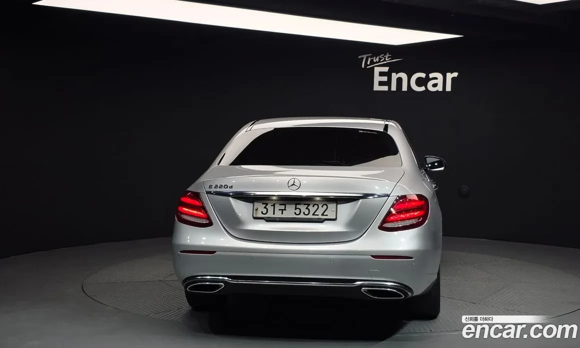 Mercedes-Benz E 220 * ������ * �������� * HEAD-UP | Mobile.bg � ����������� 4