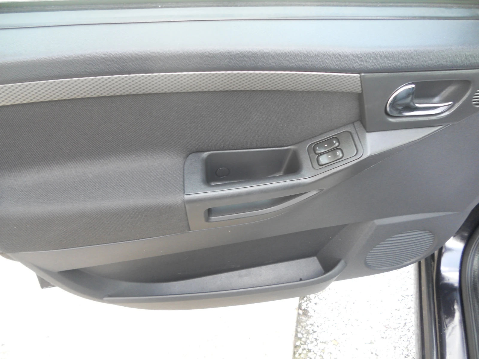 Opel Meriva 1.3CDTI Лизинг!!!  Сервизна история!, снимка 10 - Автомобили и джипове - 54696565