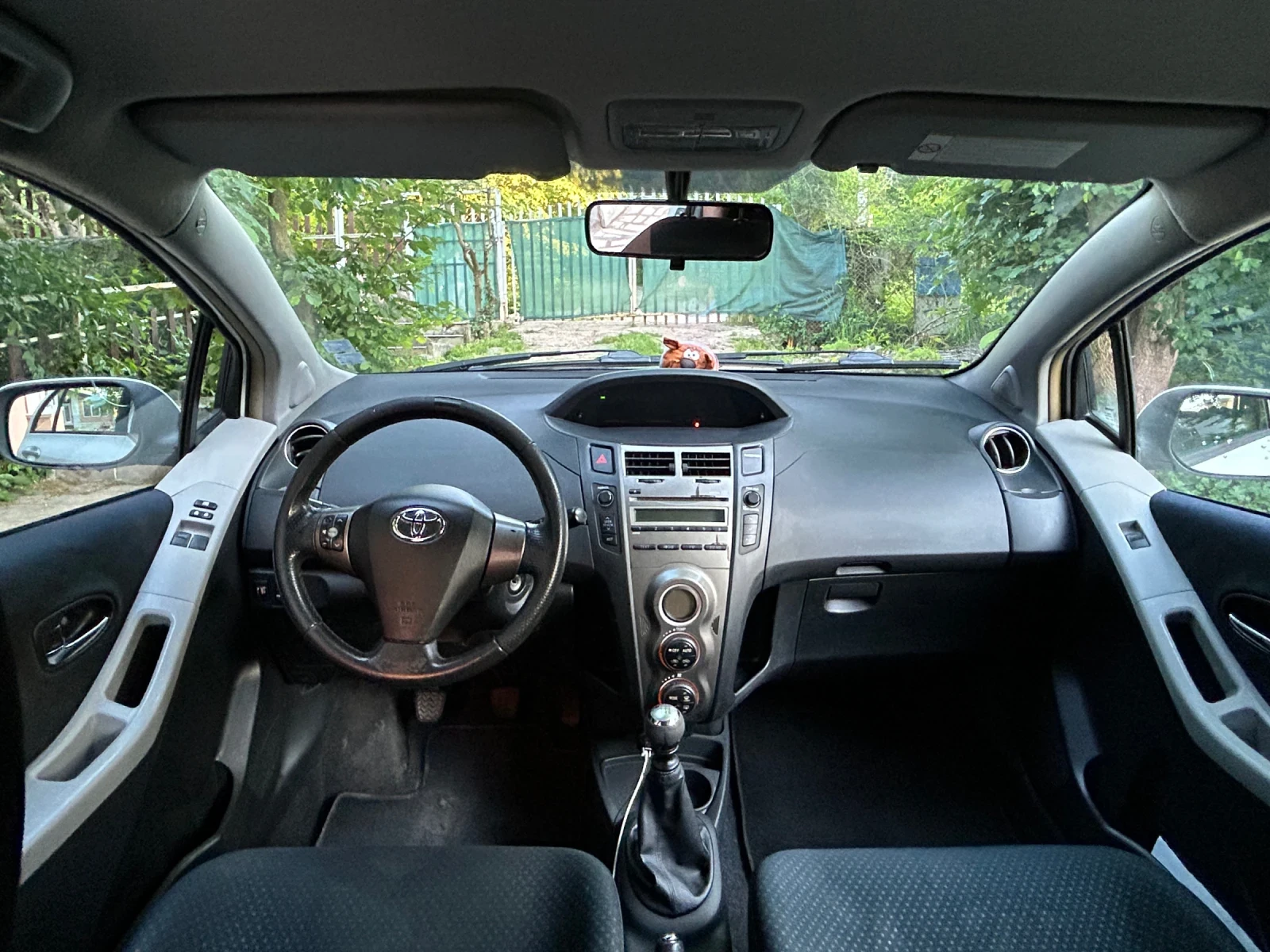 Toyota Yaris XP90 facelift , снимка 9 - Автомобили и джипове - 54722557