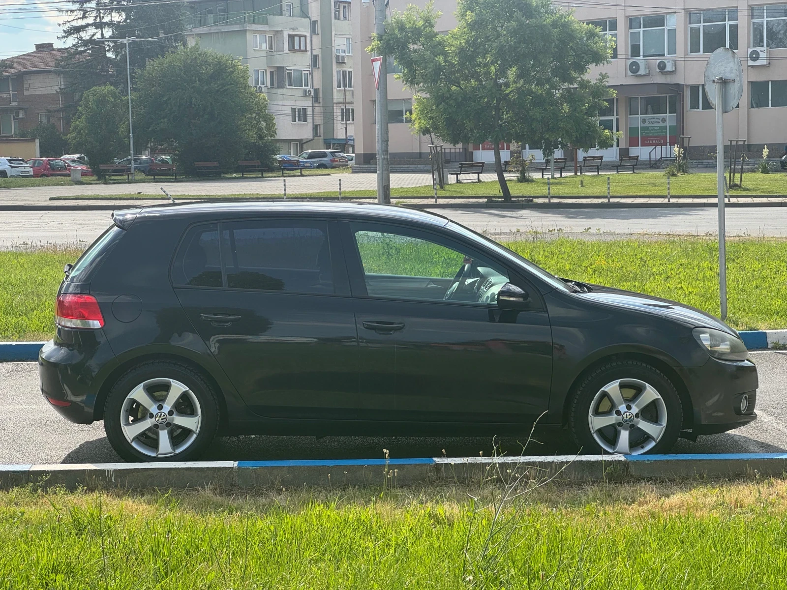 VW Golf 2.0TDi 4x4, снимка 4 - Автомобили и джипове - 54984575