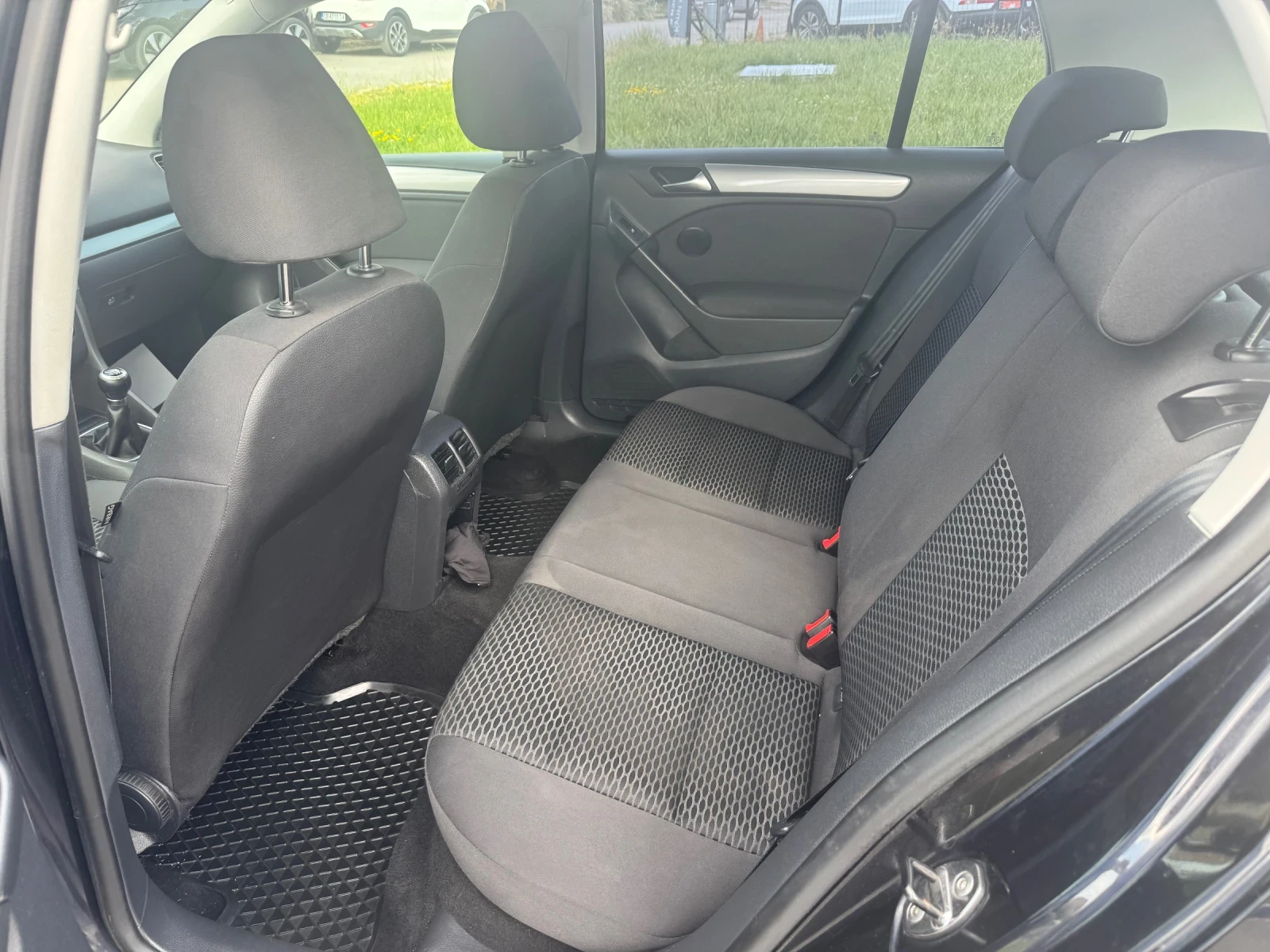 VW Golf 2.0TDi 4x4, снимка 12 - Автомобили и джипове - 54984575