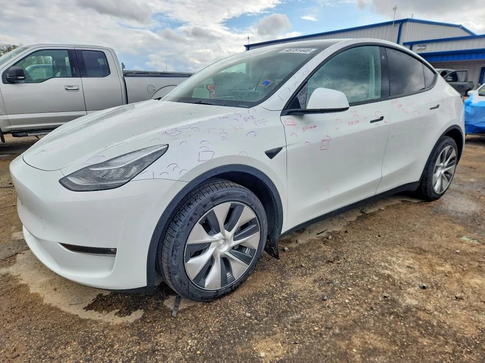 Tesla Model Y LONG RANGE AWD, снимка 3 - Автомобили и джипове - 54999397