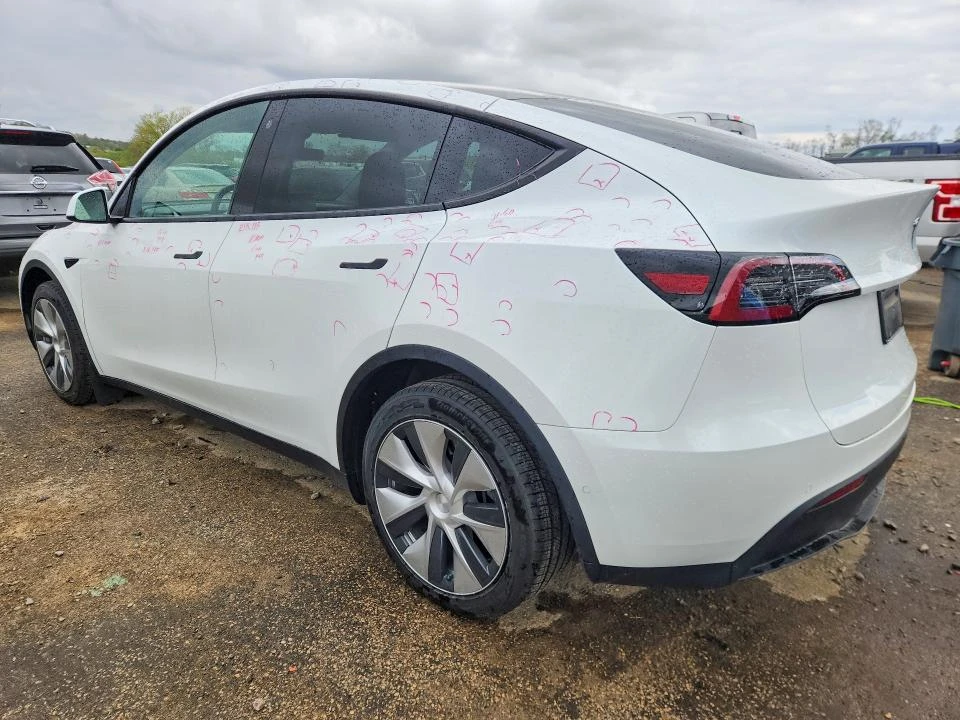 Tesla Model Y LONG RANGE AWD, снимка 4 - Автомобили и джипове - 54999397