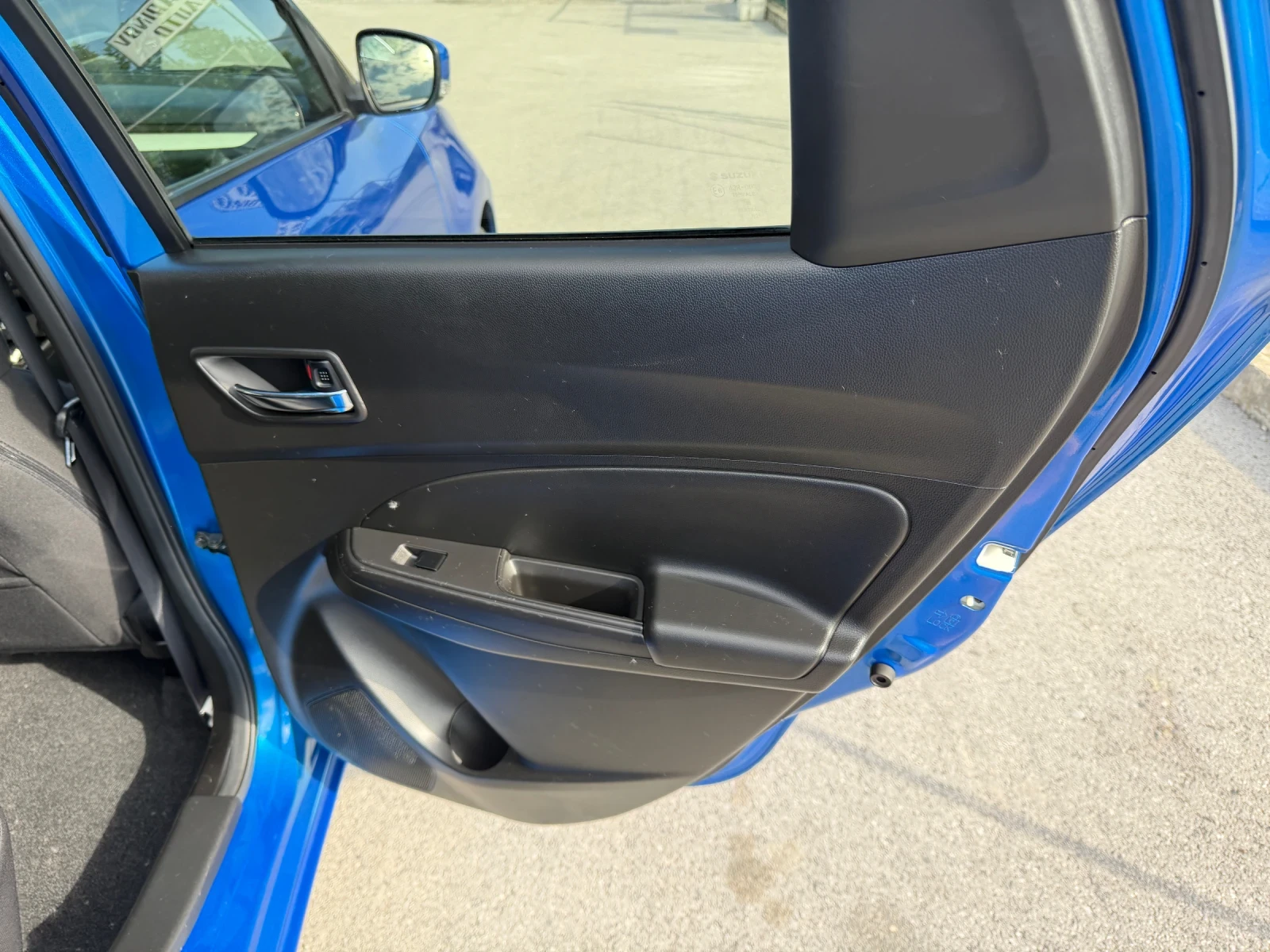 Suzuki Swift, снимка 5 - Автомобили и джипове - 55200044