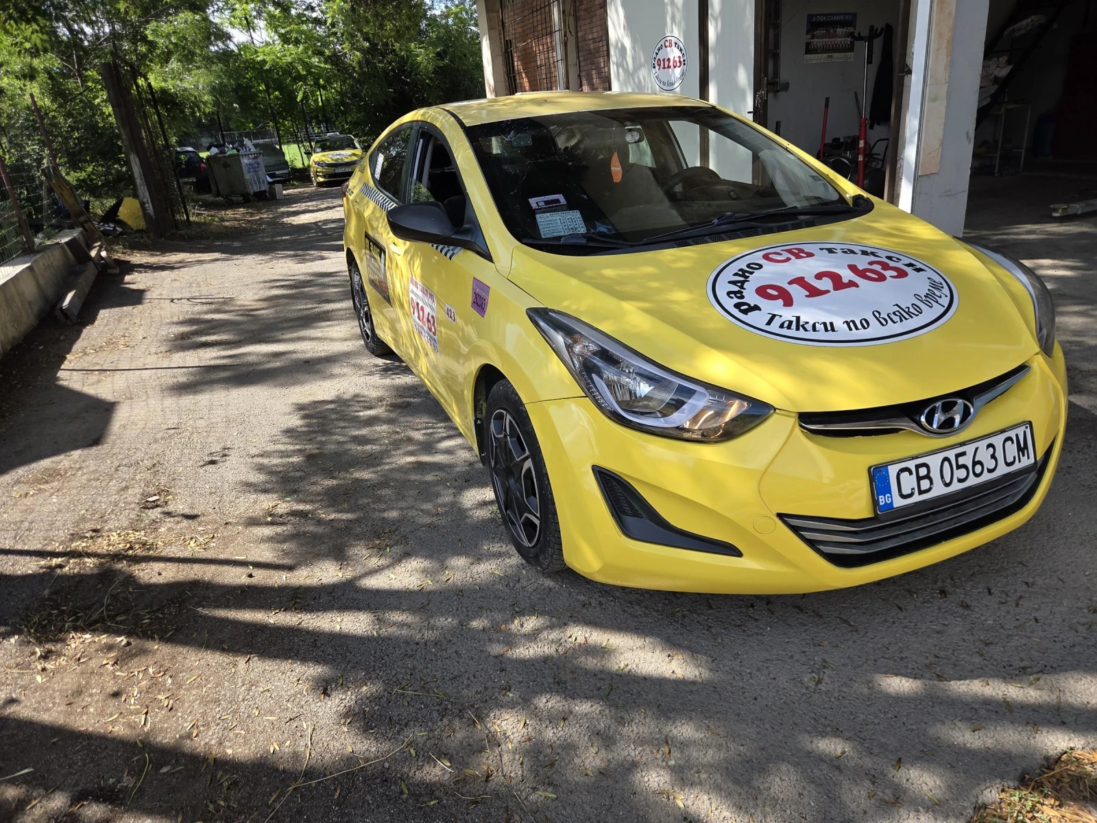 Hyundai Elantra, снимка 3 - Автомобили и джипове - 55223731