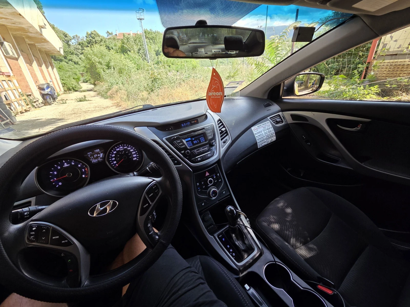 Hyundai Elantra, снимка 7 - Автомобили и джипове - 55223731