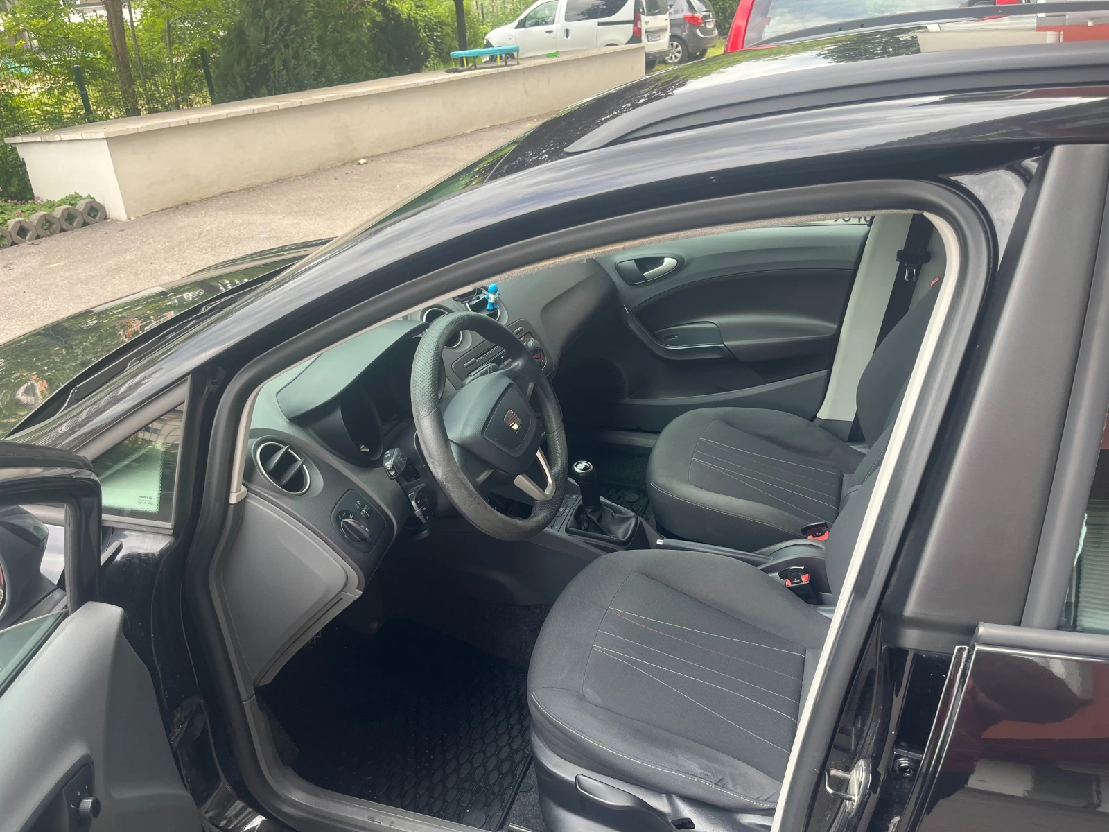 Seat Ibiza 1.2 TDI, снимка 6 - Автомобили и джипове - 55700911