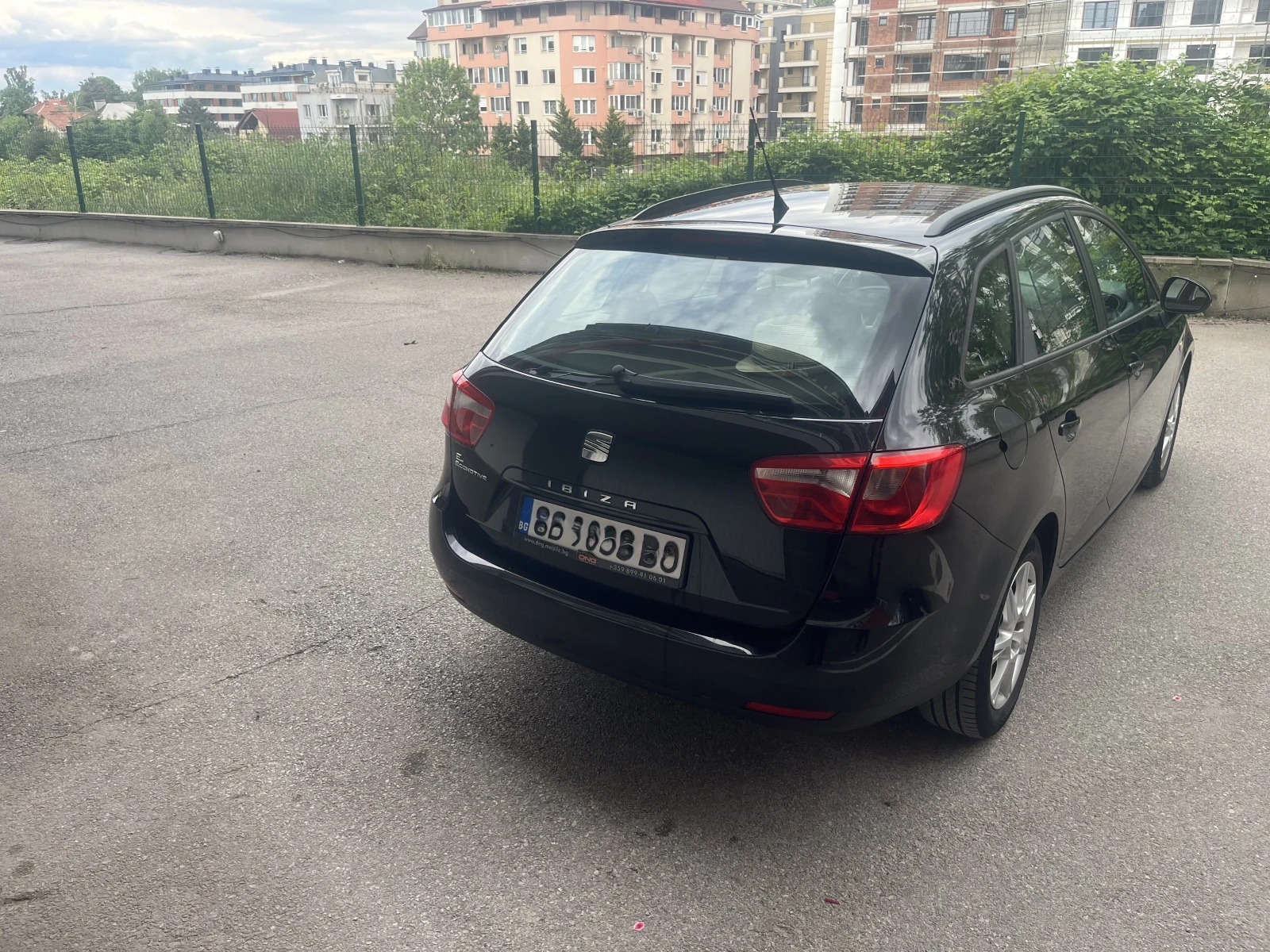 Seat Ibiza 1.2 TDI, снимка 5 - Автомобили и джипове - 55700911