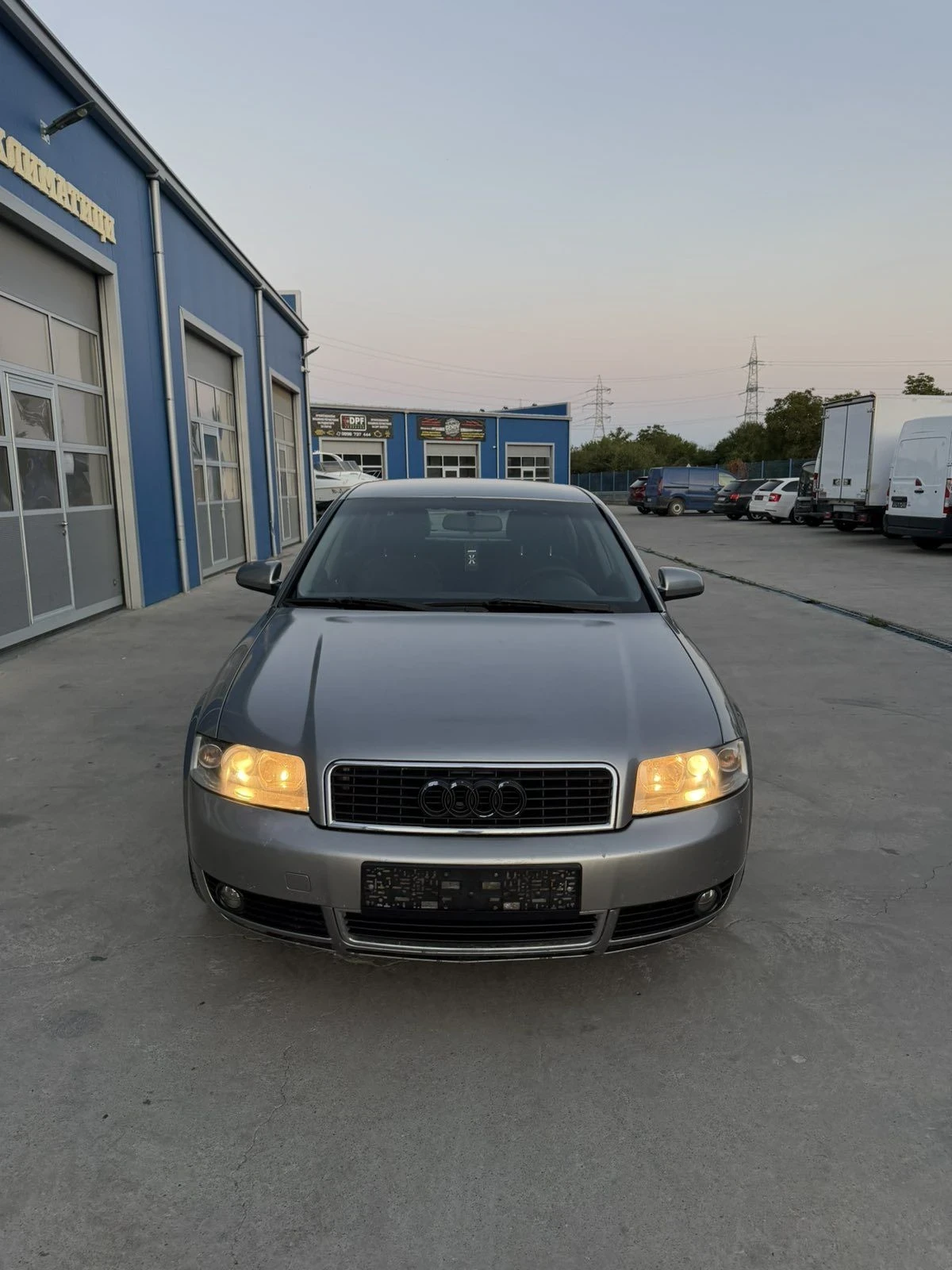Audi A4 1.8 турбо, перфектно запазена за годините си, снимка 2 - Автомобили и джипове - 55895868