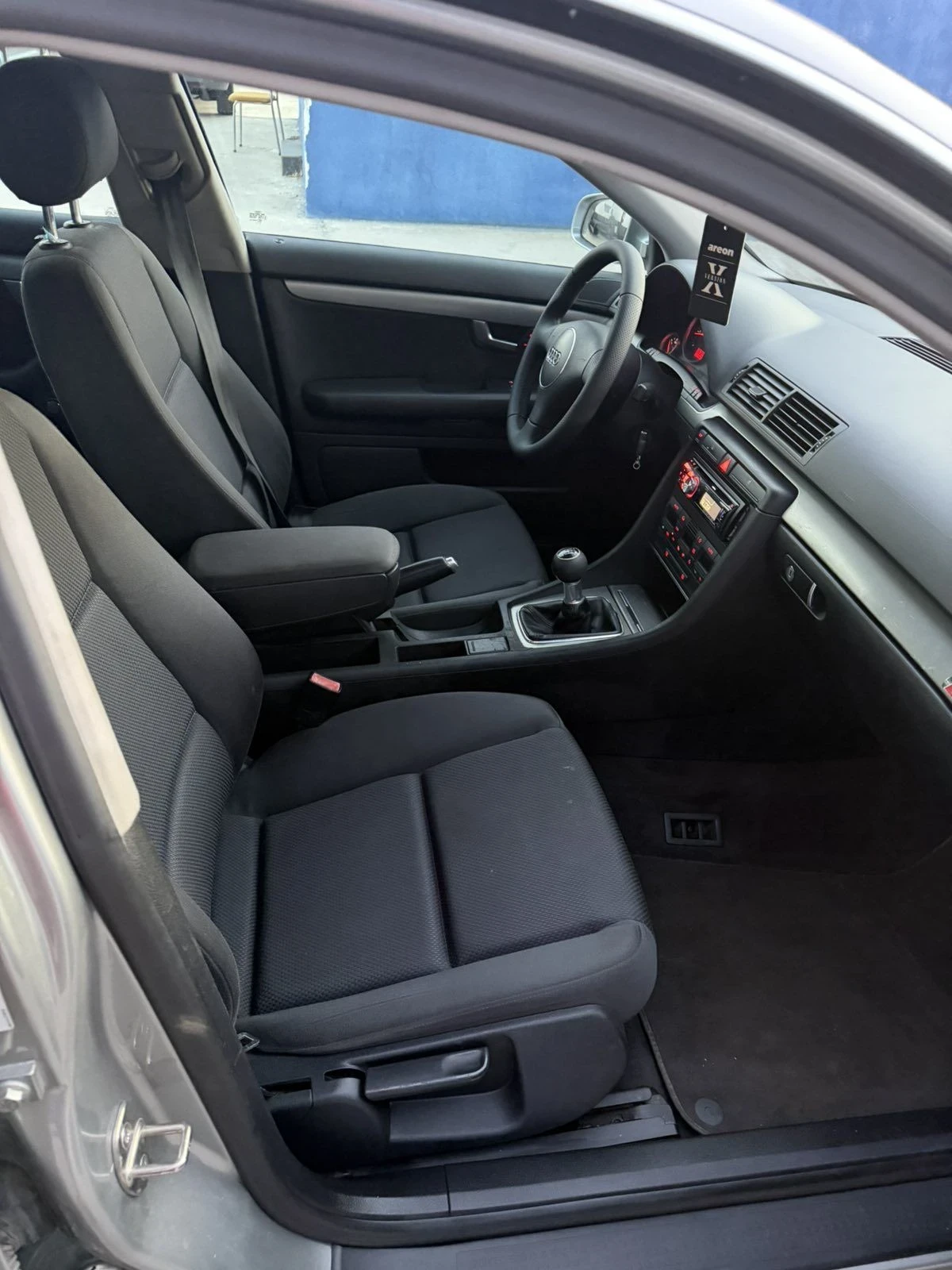 Audi A4 1.8 турбо, перфектно запазена за годините си, снимка 8 - Автомобили и джипове - 55895868