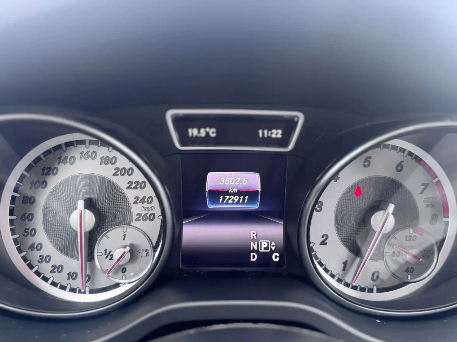 Mercedes-Benz CLA 250, снимка 6 - Автомобили и джипове - 56689622
