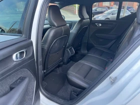 Volvo XC40 1.5 T3 R-Design , снимка 16