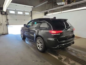 Jeep Grand cherokee SRT8 * ДИСТРОНИК* АЛКАНТАРА* ОБДУХВАНЕ* , снимка 3