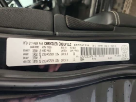 Jeep Grand cherokee SRT8 * ДИСТРОНИК* АЛКАНТАРА* ОБДУХВАНЕ* , снимка 16