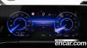 Mercedes-Benz EQA, снимка 8