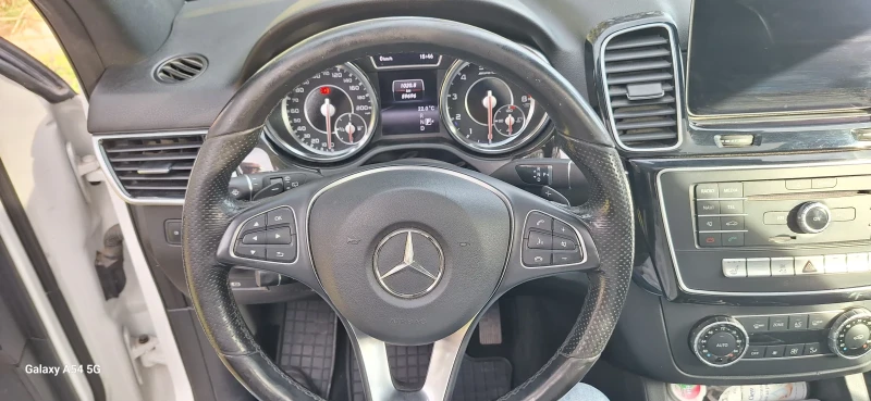 Mercedes-Benz GLE 350 GLE350 2016 бензин. 63940к.6.3AMG PACK на Пружини , снимка 16 - Автомобили и джипове - 52337308