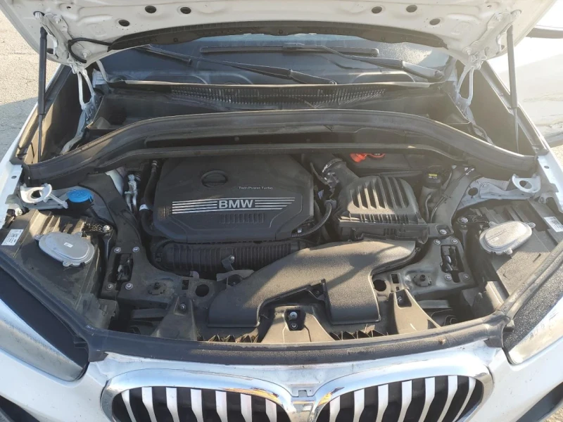 BMW X1, снимка 11 - Автомобили и джипове - 48720485