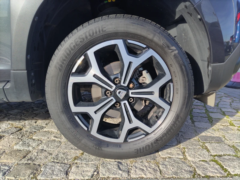 Dacia Duster 1.3TCe 150к.с. Prestige, снимка 17 - Автомобили и джипове - 52236647