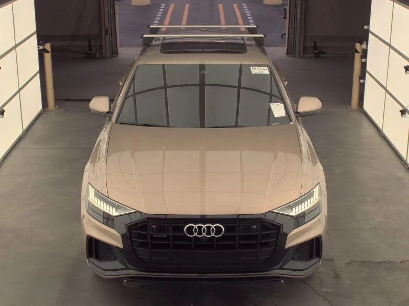 Audi Q8 Prestige* Distronic* Matrix* 360cam* B&O* Пано* По, снимка 2 - Автомобили и джипове - 52334565