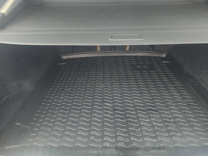 Audi Q8 Prestige* Distronic* Matrix* 360cam* B&O* Пано* По, снимка 13 - Автомобили и джипове - 52334565