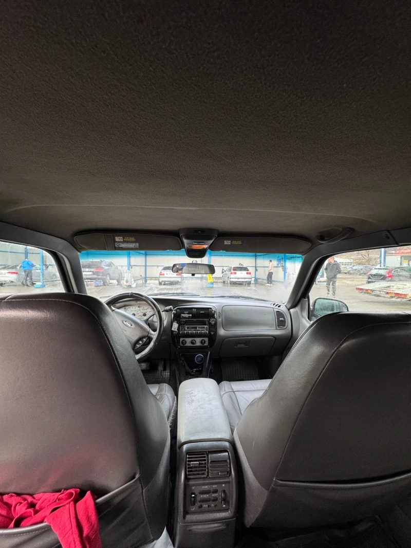 Ford Explorer Sport Track, снимка 7 - Автомобили и джипове - 53236102