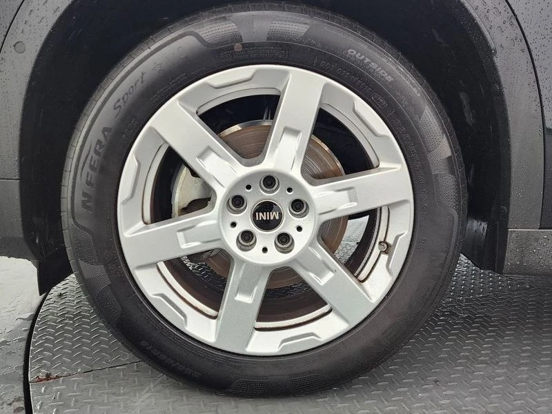 Mini Countryman 2.0 Automatic, снимка 5 - Автомобили и джипове - 55996353