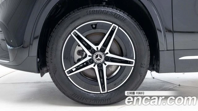 Mercedes-Benz EQA, снимка 5 - Автомобили и джипове - 56282050