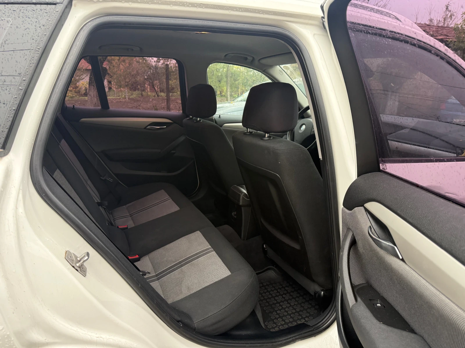 BMW X1 2.0d Xdrive - изображение 9