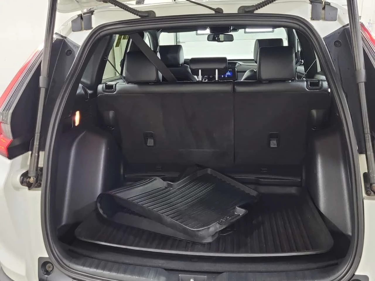 Honda Cr-v BLACK EDITION/Ленти/Кожа/Пано/Подгрев/2 Ключа, снимка 14 - Автомобили и джипове - 53959202