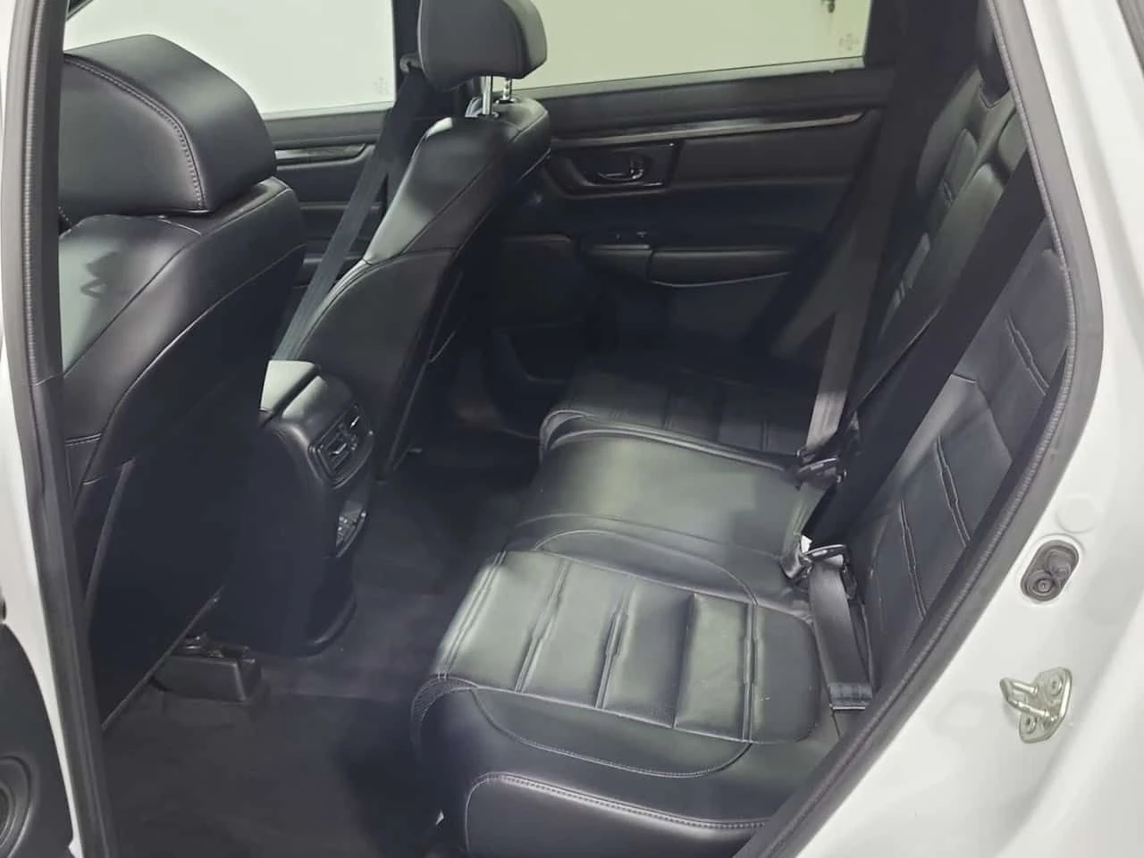 Honda Cr-v BLACK EDITION/Ленти/Кожа/Пано/Подгрев/2 Ключа, снимка 12 - Автомобили и джипове - 53959202