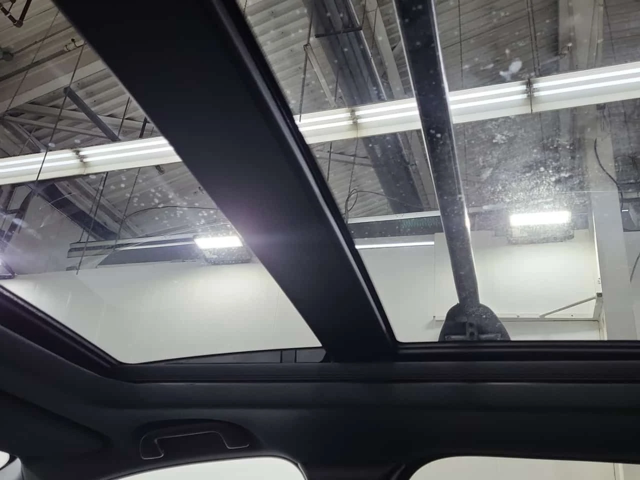 Honda Cr-v BLACK EDITION/Ленти/Кожа/Пано/Подгрев/2 Ключа, снимка 13 - Автомобили и джипове - 53959202