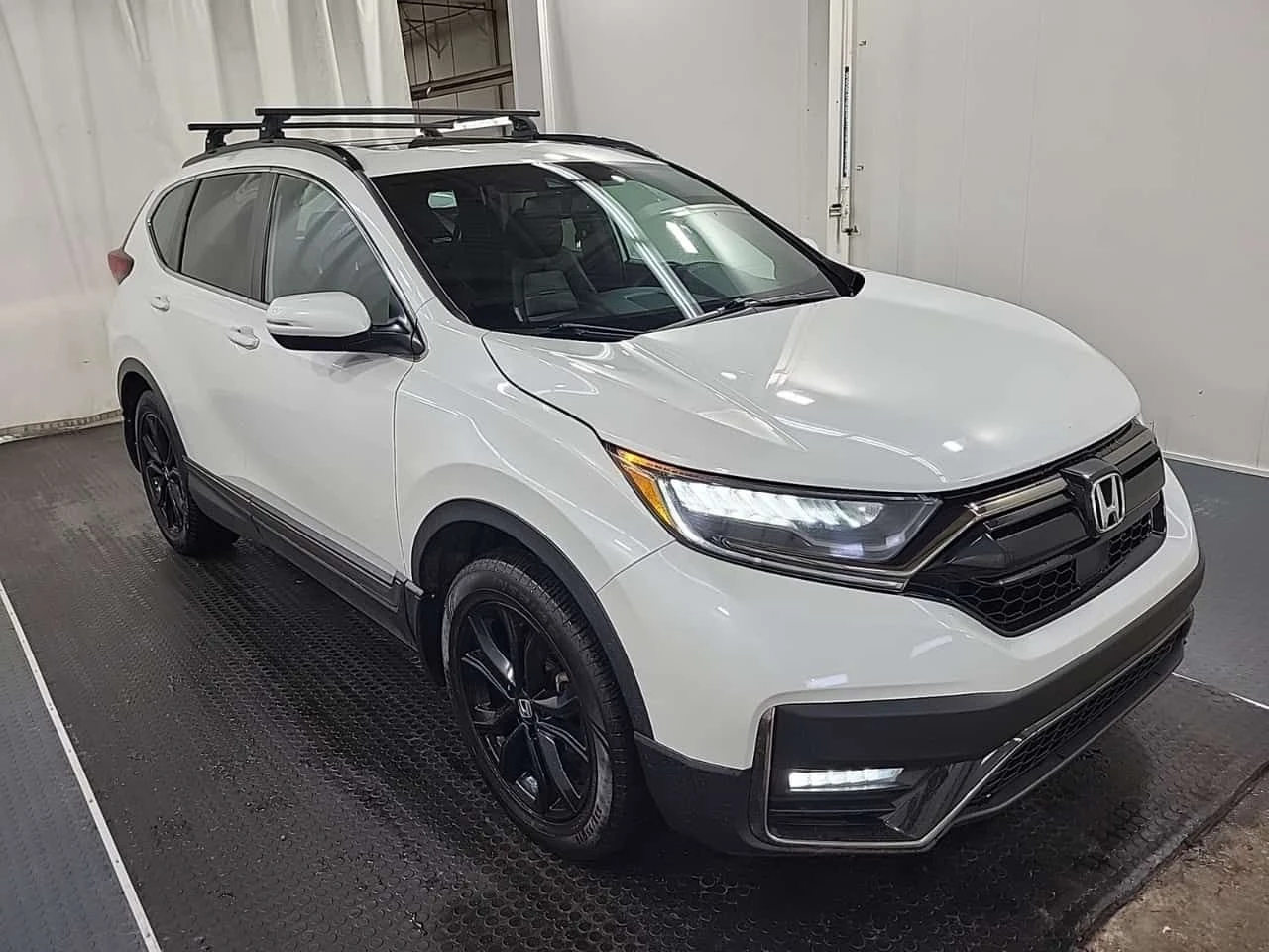 Honda Cr-v BLACK EDITION/Ленти/Кожа/Пано/Подгрев/2 Ключа, снимка 2 - Автомобили и джипове - 53959202