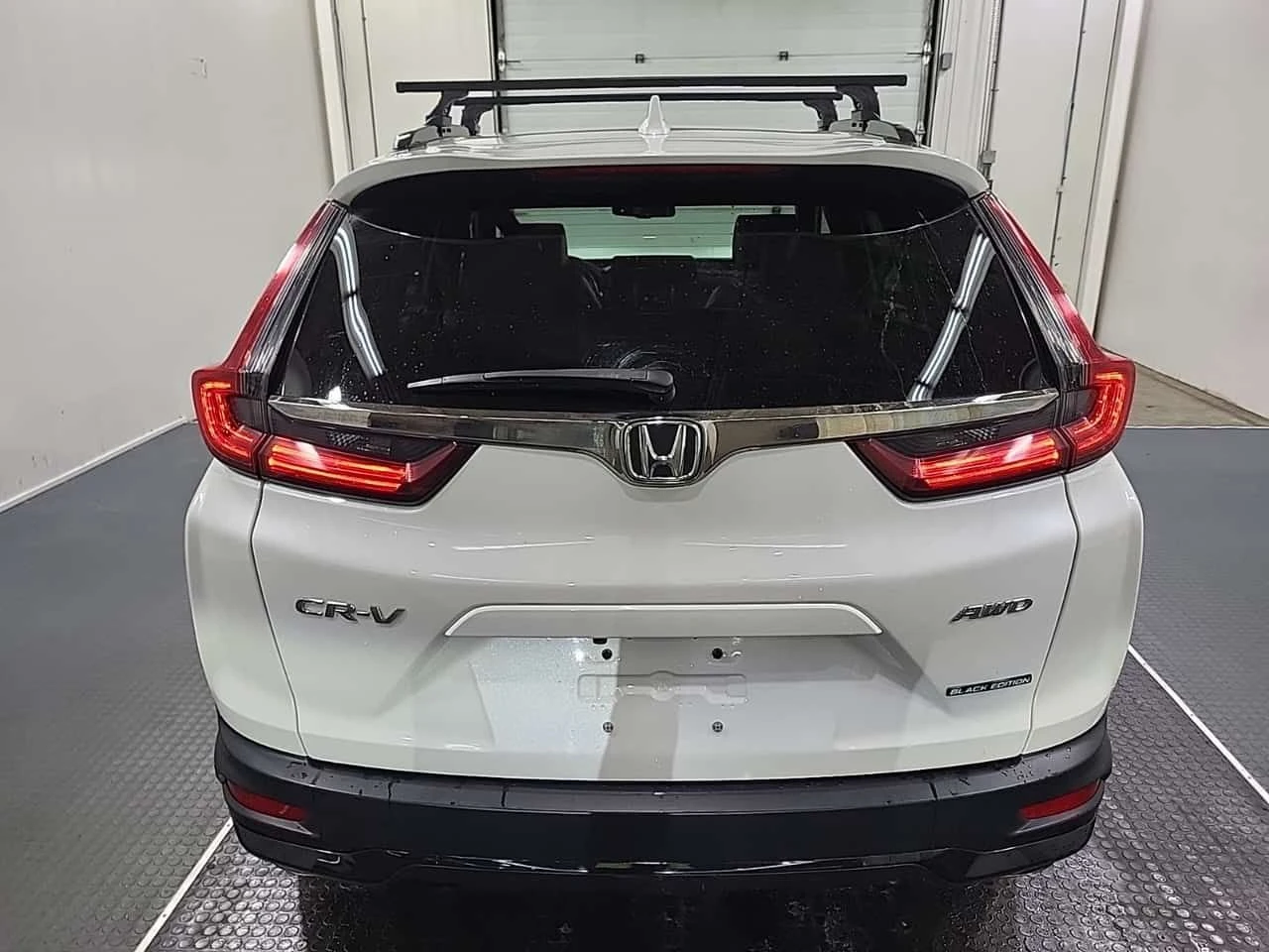 Honda Cr-v BLACK EDITION/Ленти/Кожа/Пано/Подгрев/2 Ключа, снимка 4 - Автомобили и джипове - 53959202