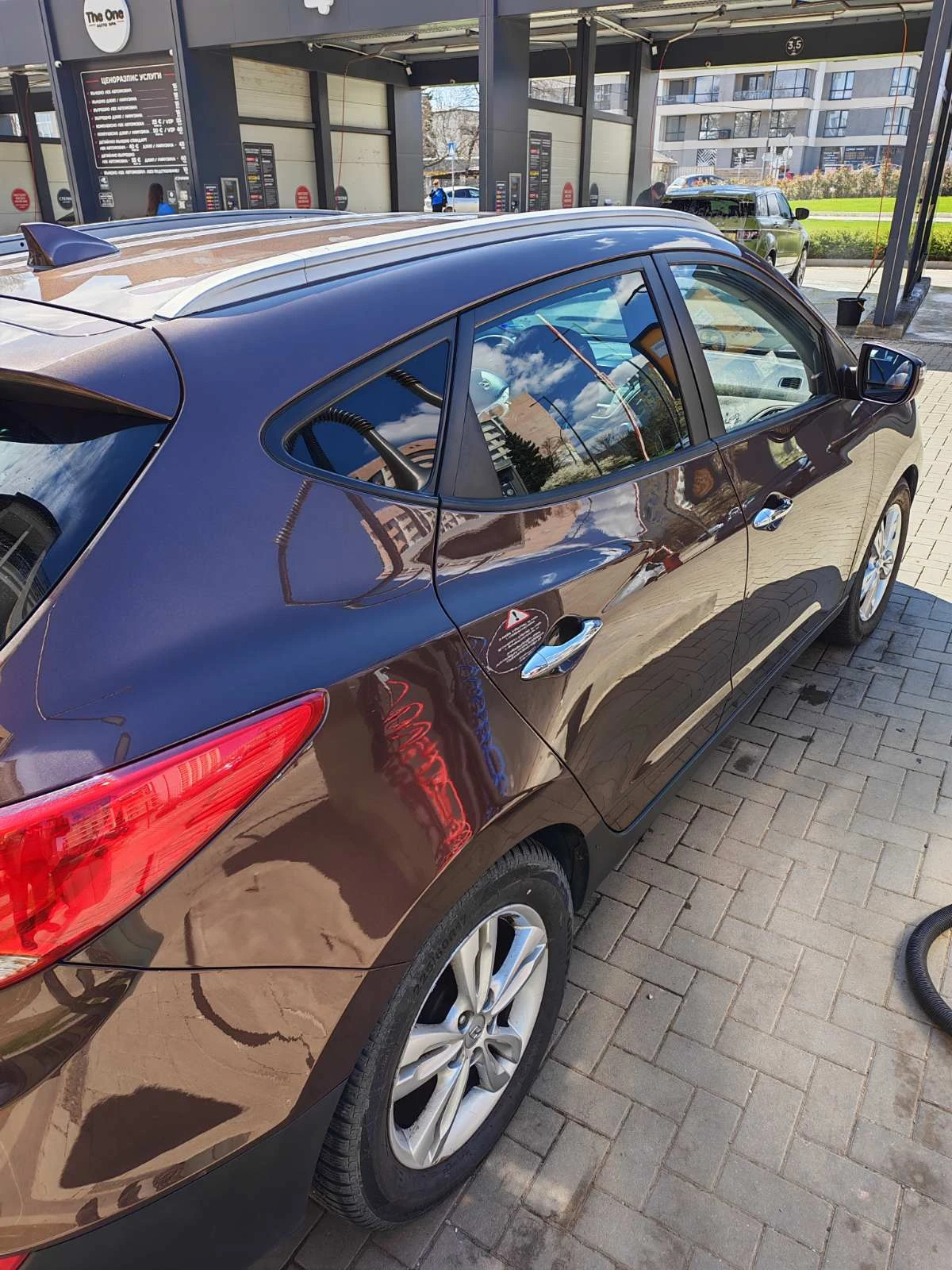 Hyundai IX35 2.0 CRDI, снимка 8 - Автомобили и джипове - 54135500