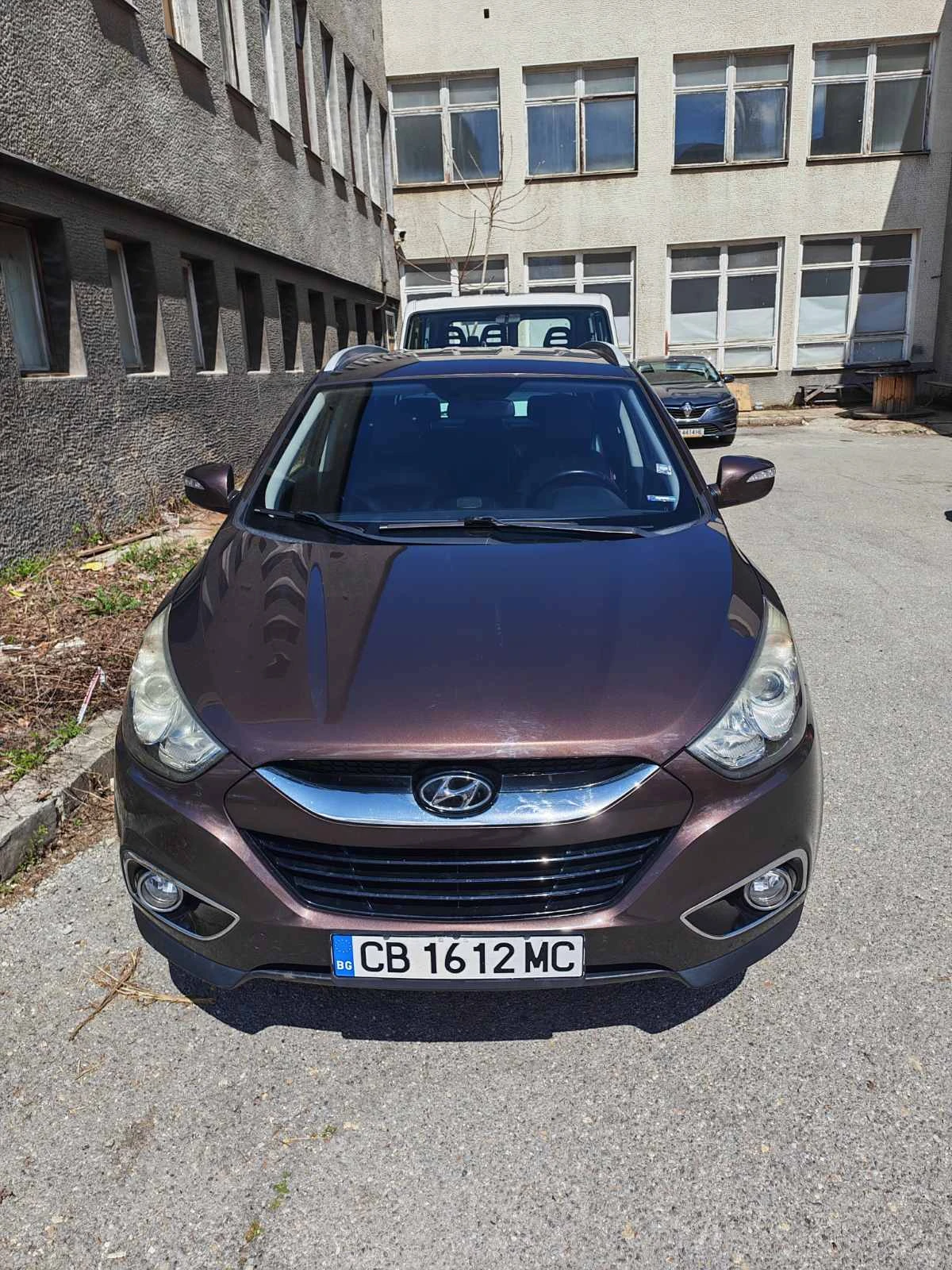 Hyundai IX35 2.0 CRDI, снимка 3 - Автомобили и джипове - 54135500